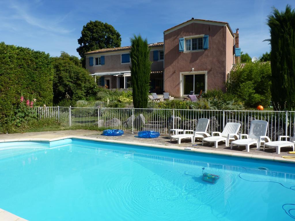 La Maison Rose Saillans  Oda fotoğraf